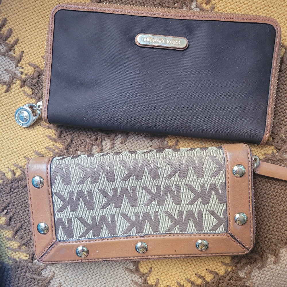 Michael Kors Wallet bundle.